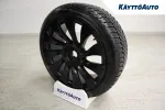TESLA Model Y XRZ-580 carousel thumbs