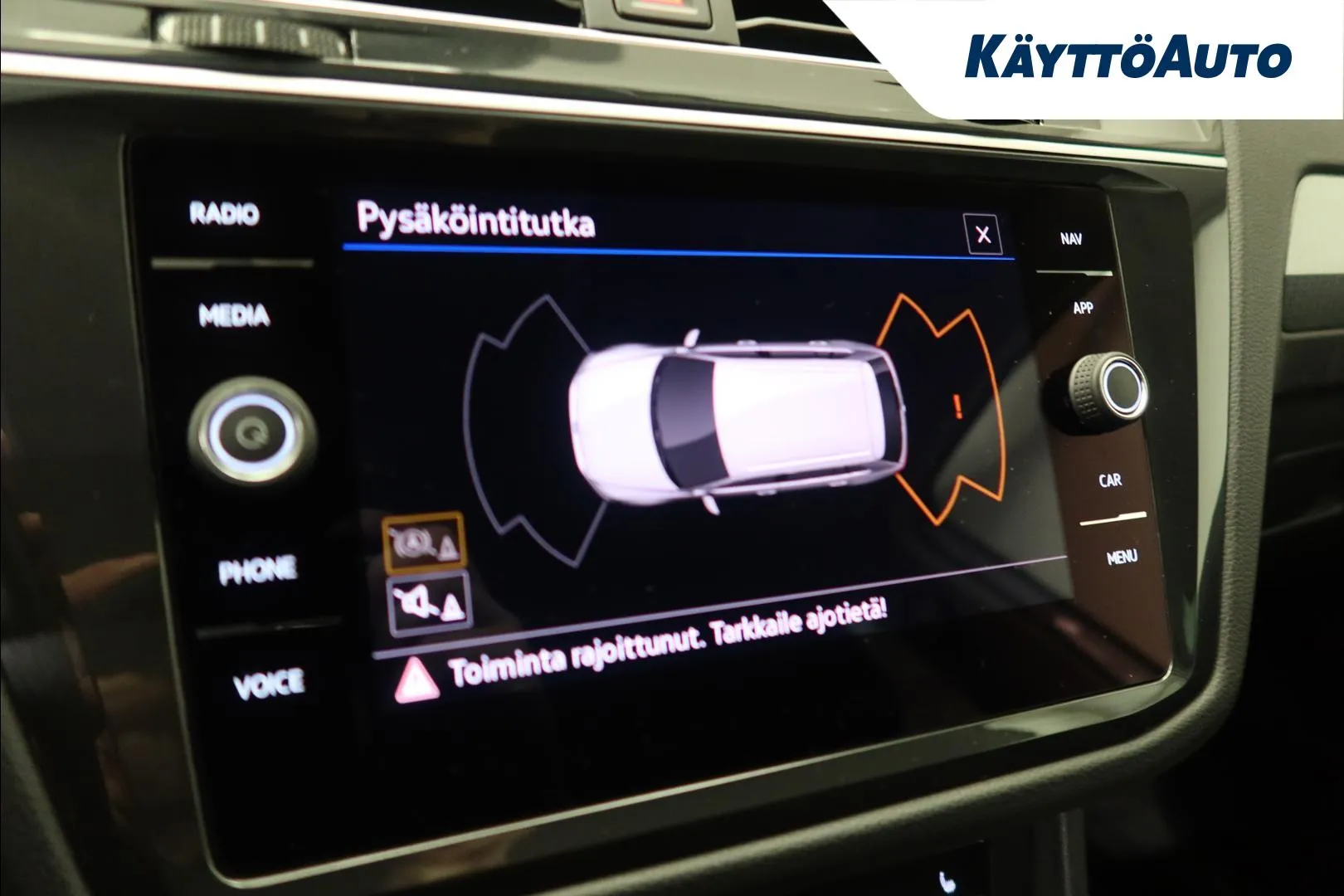VOLKSWAGEN Tiguan MNU-238 carousel image