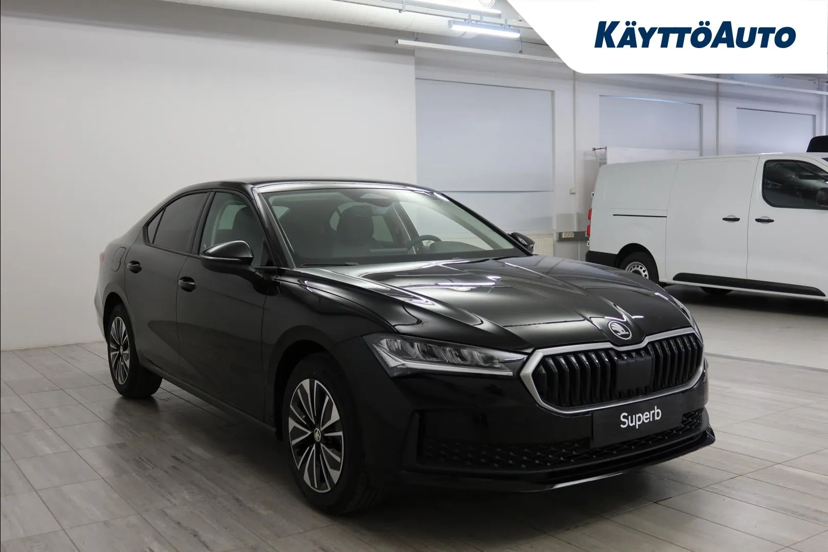 Skoda Superb JNL-429 carousel image