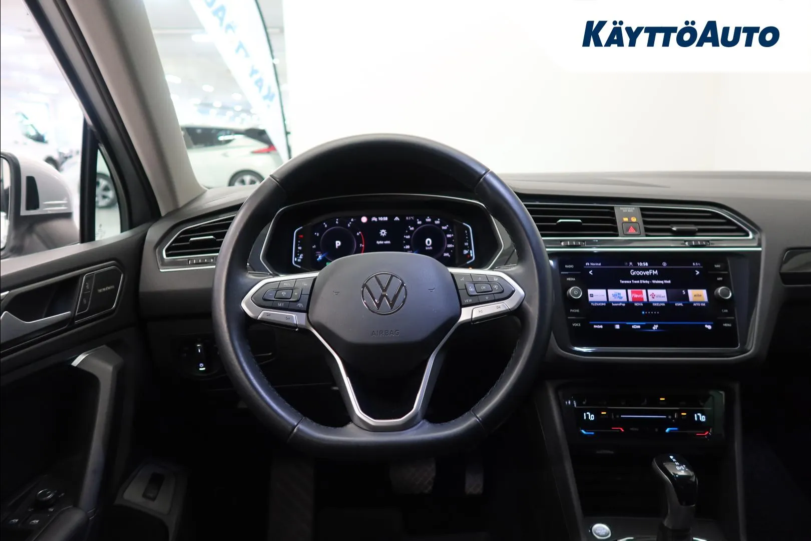 Volkswagen Tiguan CPC-356 carousel image