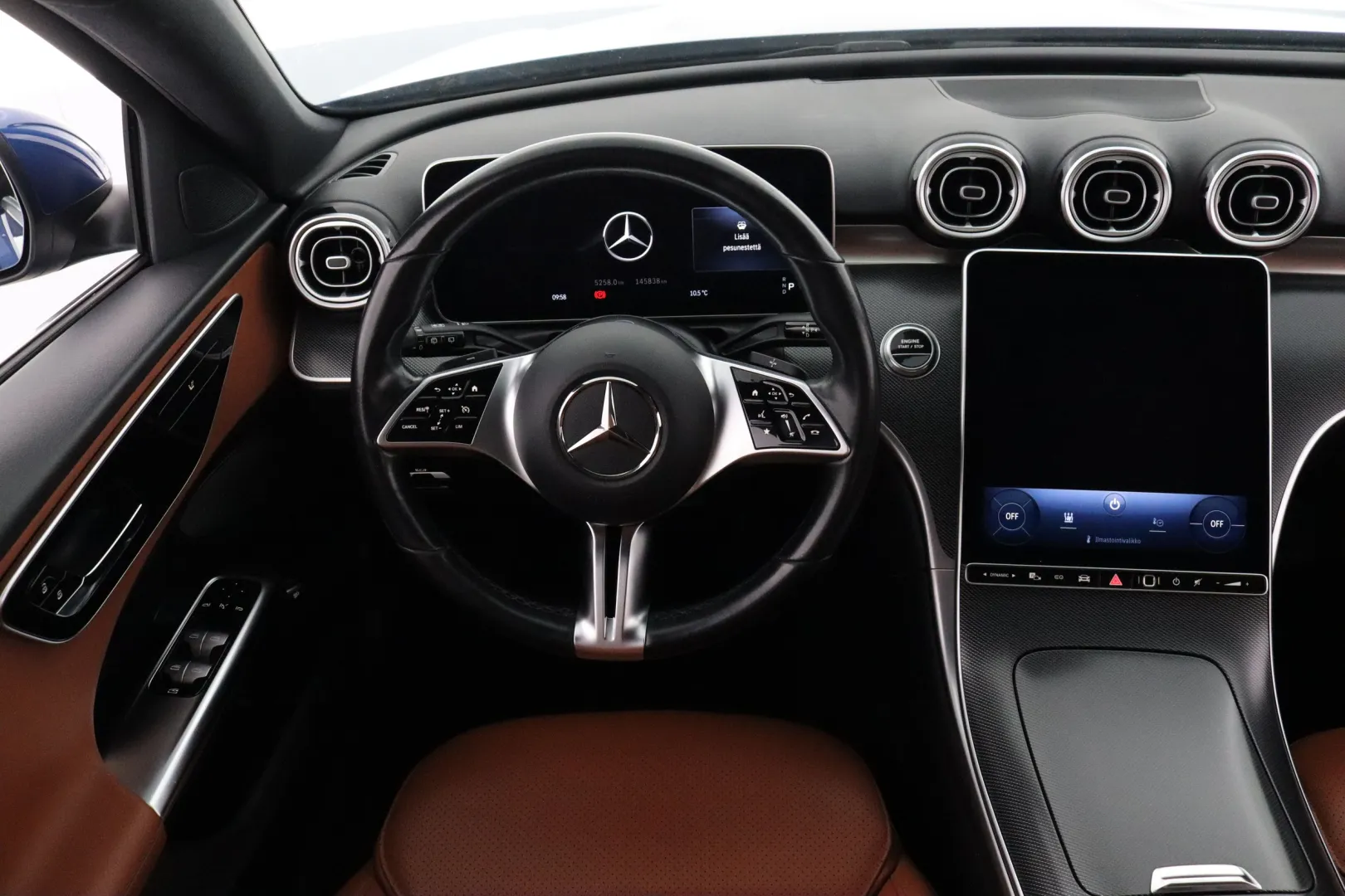 Mercedes-Benz C ETX-528 carousel image