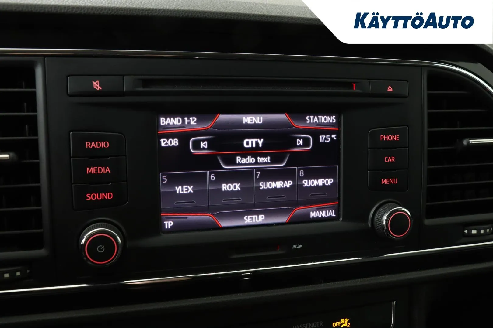 Seat Leon ILJ-791 carousel image