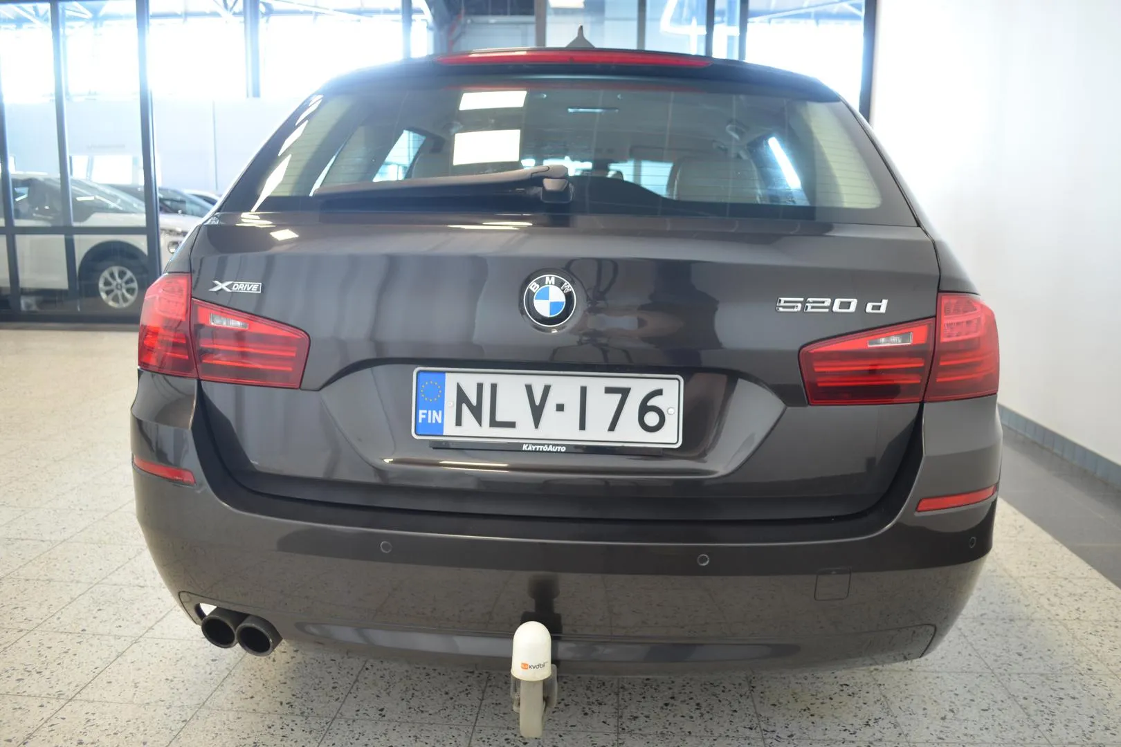 BMW 520 NLV-176 carousel image