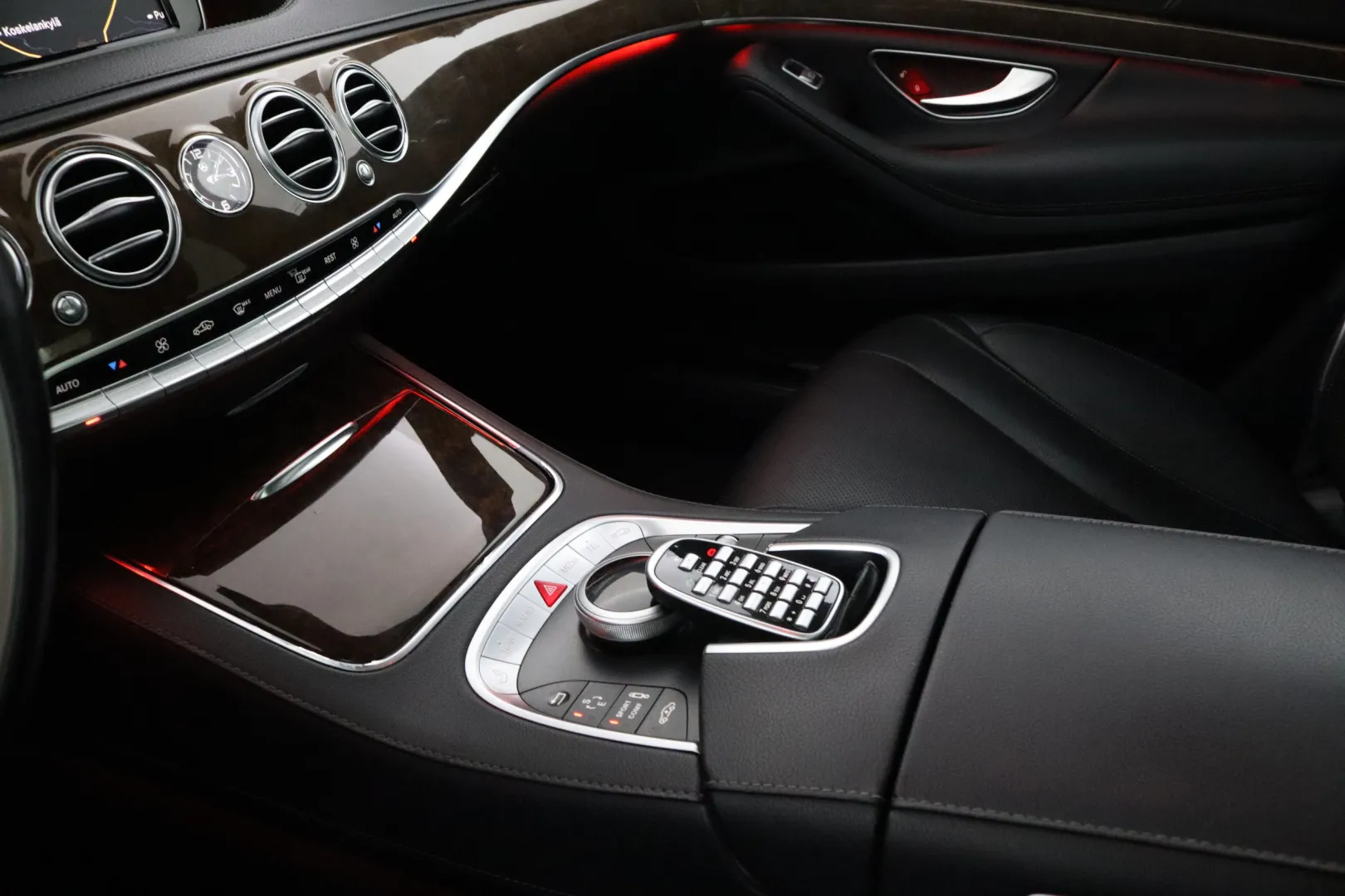 MERCEDES-BENZ S CNH-778 carousel image