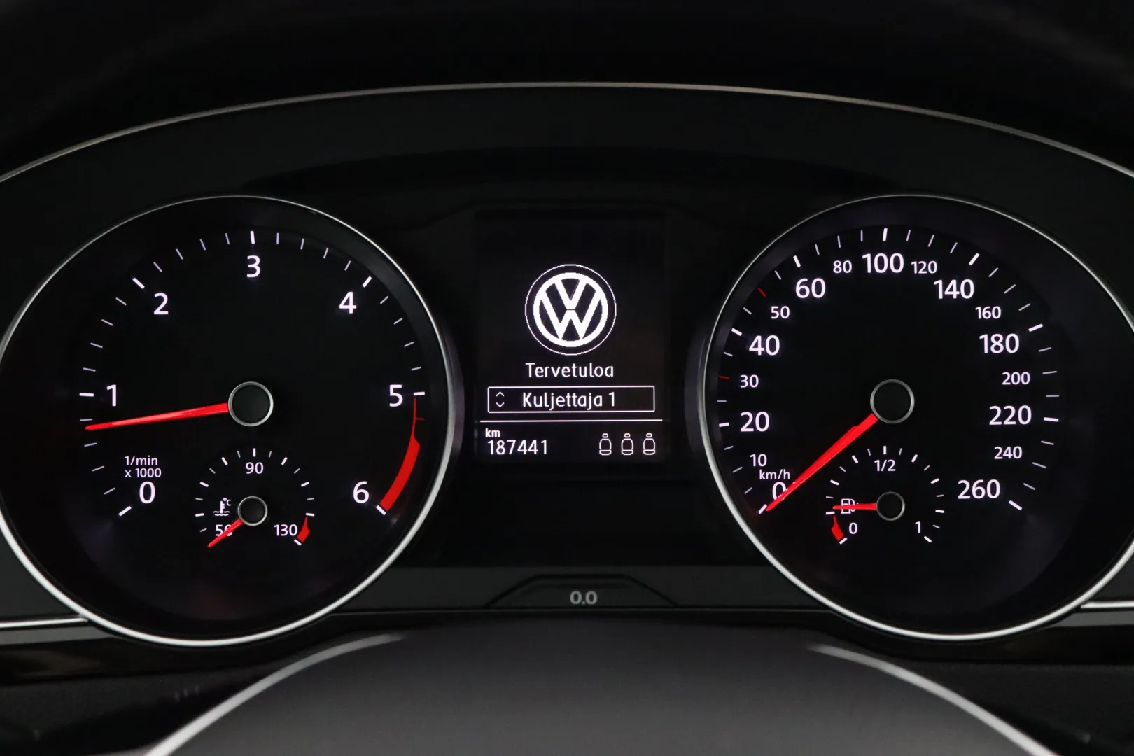 VOLKSWAGEN Passat FMP-939 carousel image