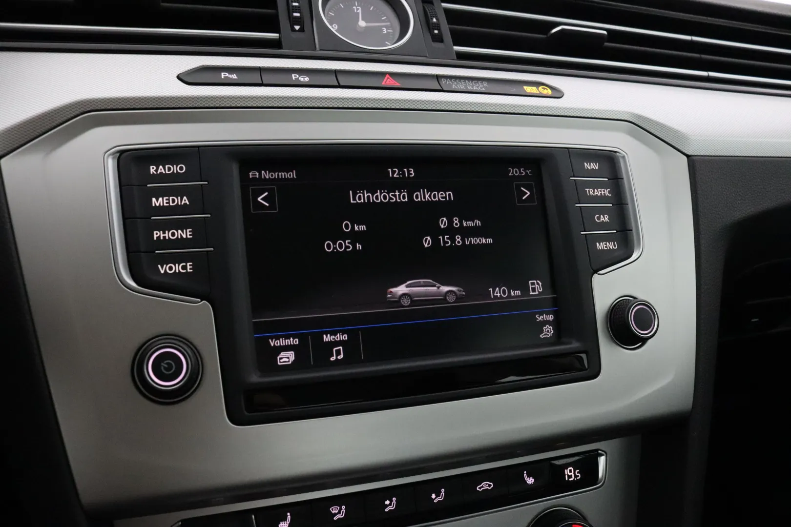 VOLKSWAGEN Passat FMP-939 carousel image