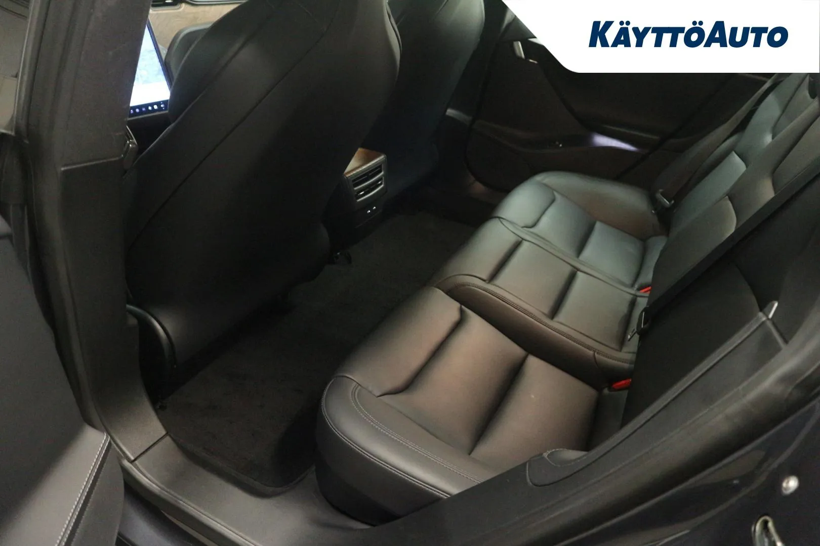 TESLA Model S KVV-654 carousel image