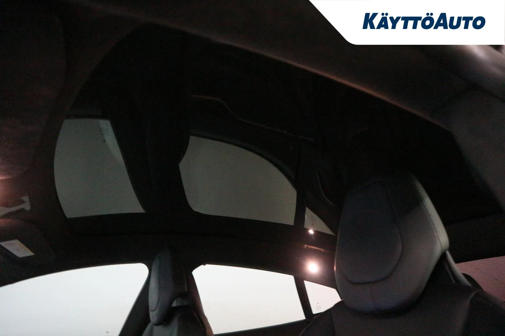 TESLA Model S KVV-654 carousel image