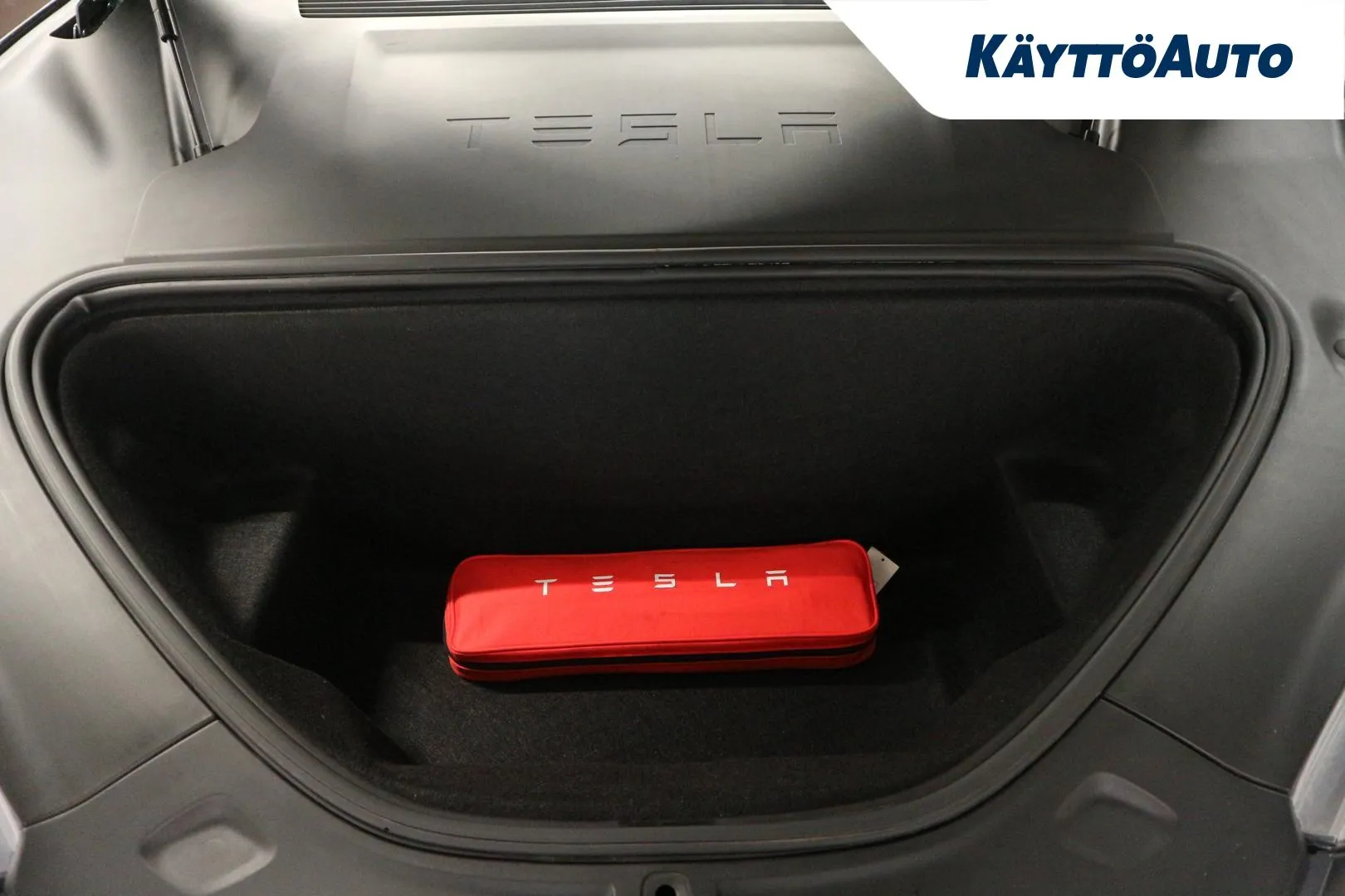 TESLA Model S KVV-654 carousel image