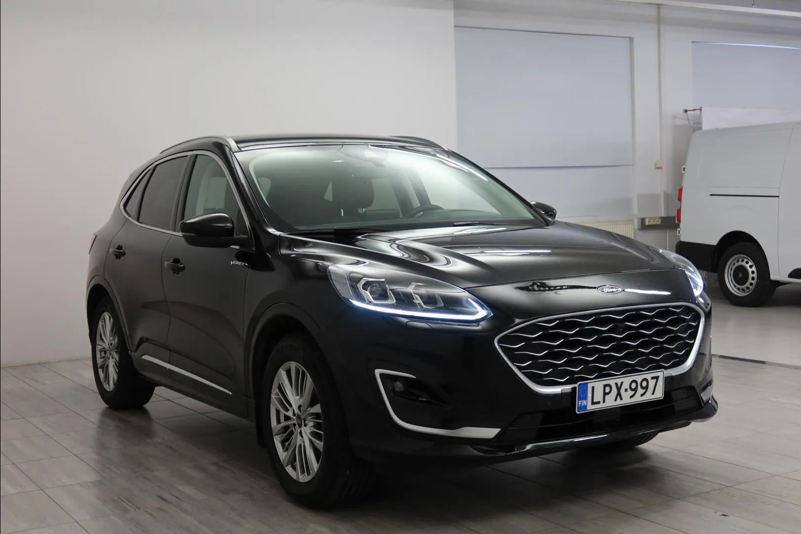FORD Kuga LPX-997 carousel image