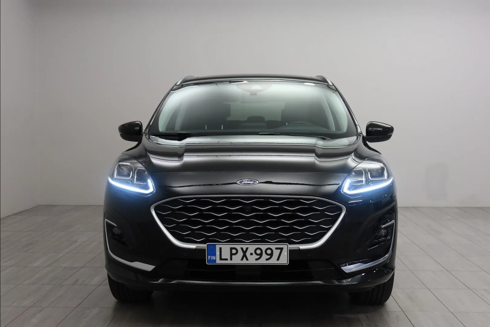 FORD Kuga LPX-997 carousel image