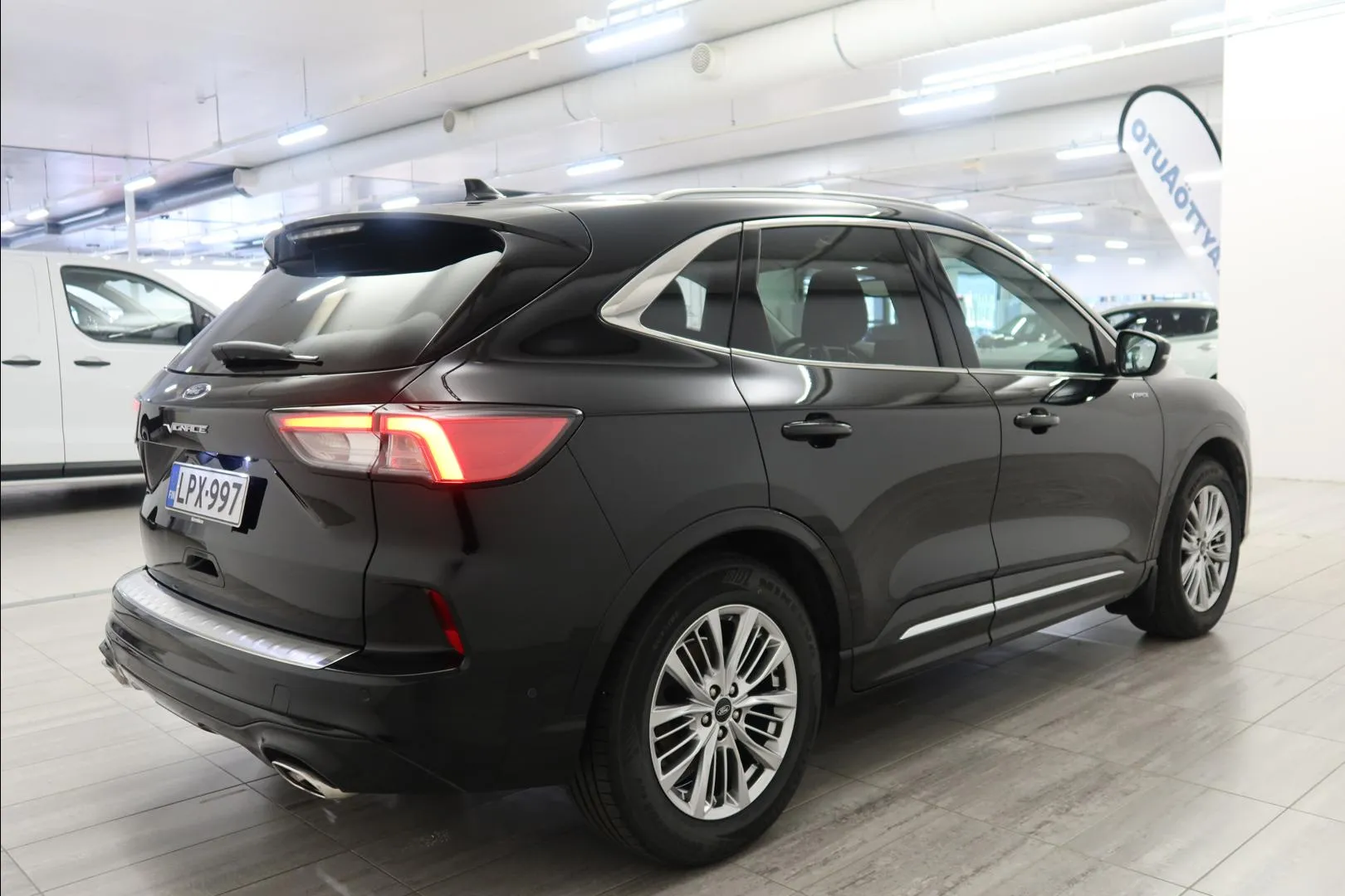 FORD Kuga LPX-997 carousel image