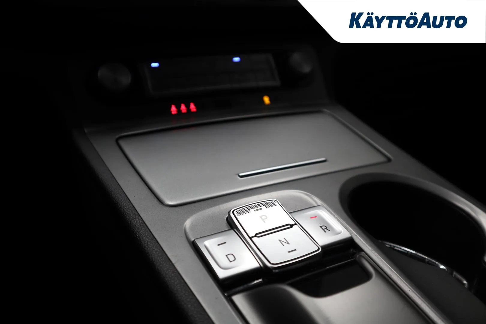 HYUNDAI KONA CRJ-181 carousel image
