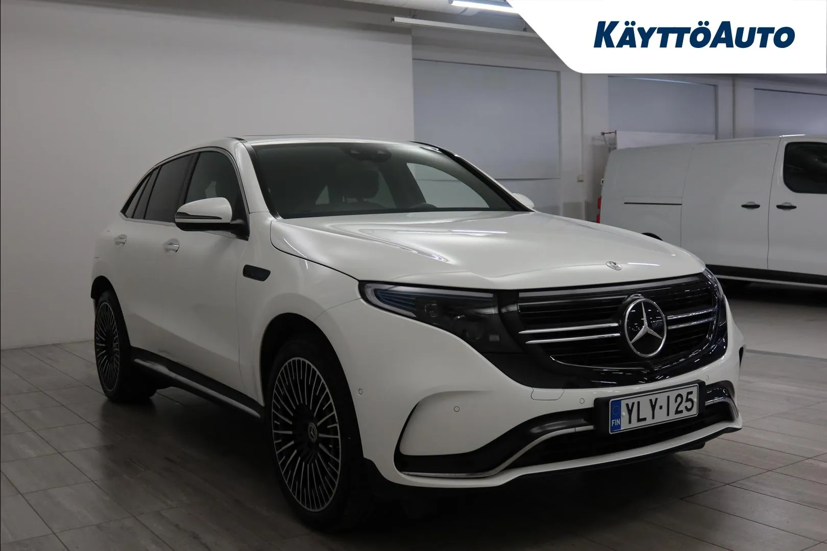Mercedes-Benz EQC YLY-125 carousel image