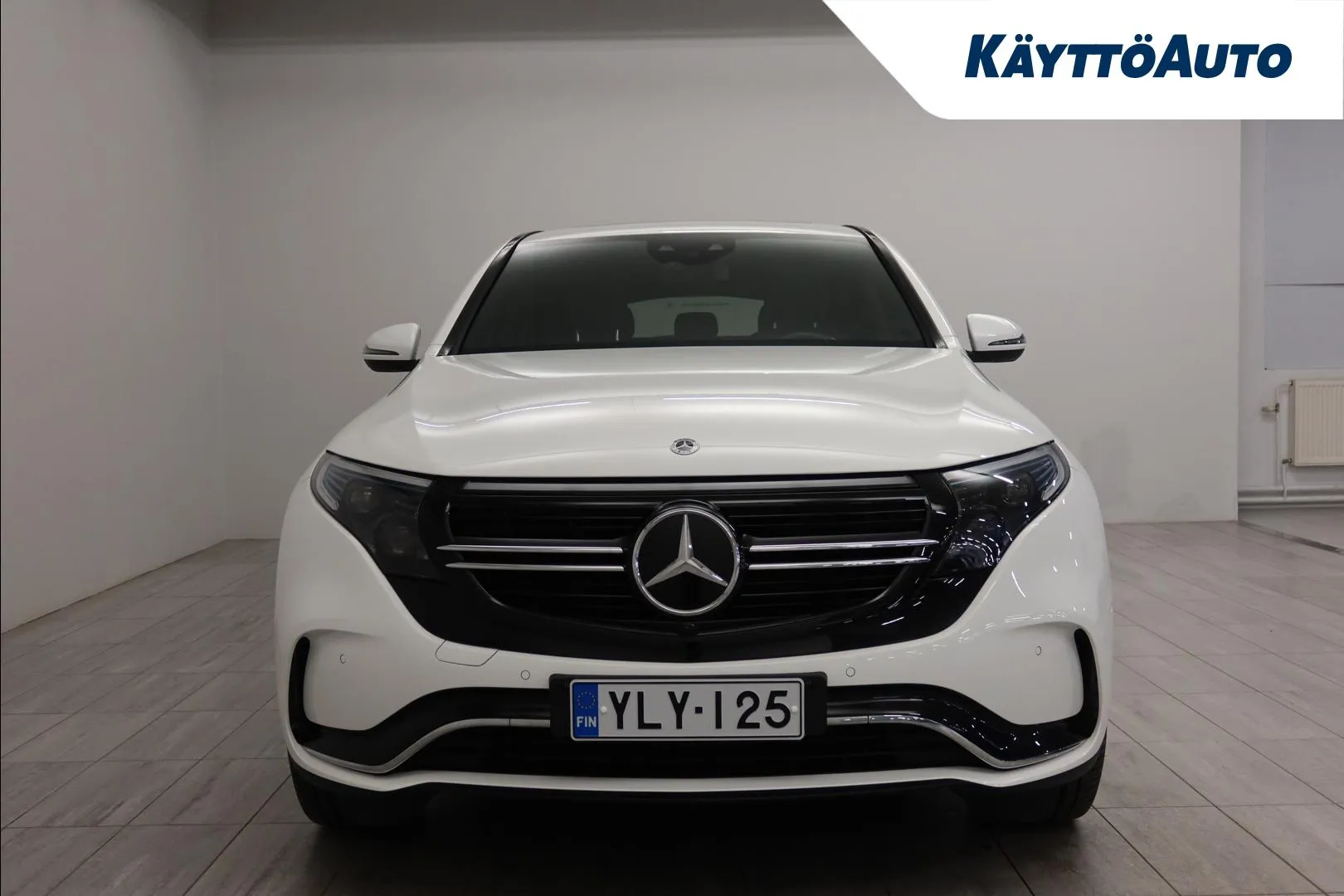 Mercedes-Benz EQC YLY-125 carousel image