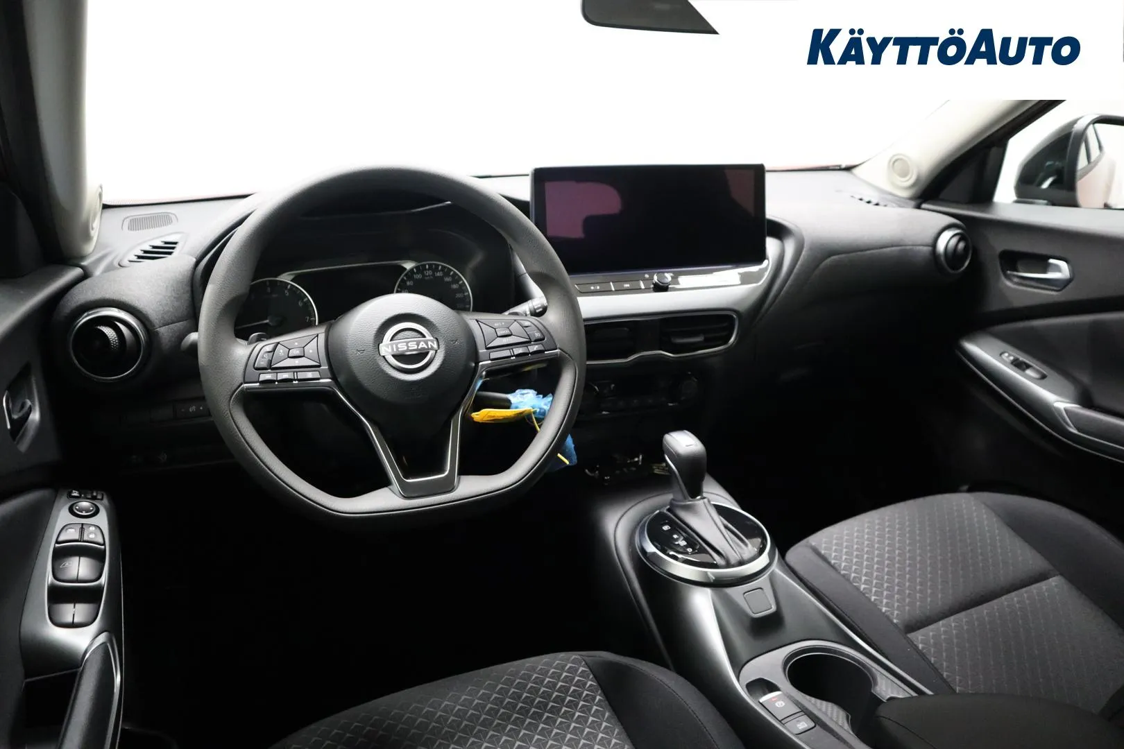 NISSAN Juke SZJ-150 carousel image