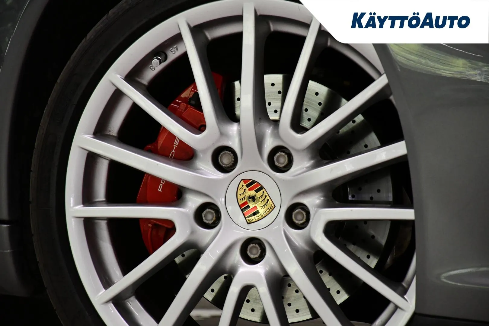PORSCHE 911 CPJ-488 carousel image