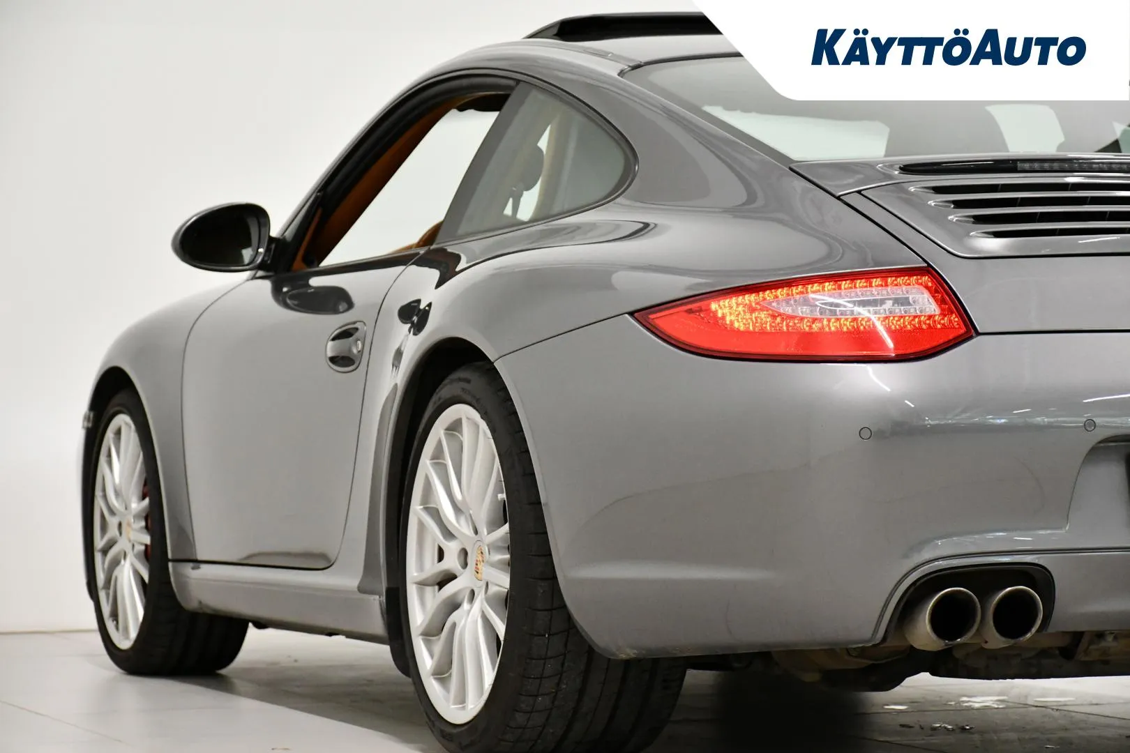 PORSCHE 911 CPJ-488 carousel image