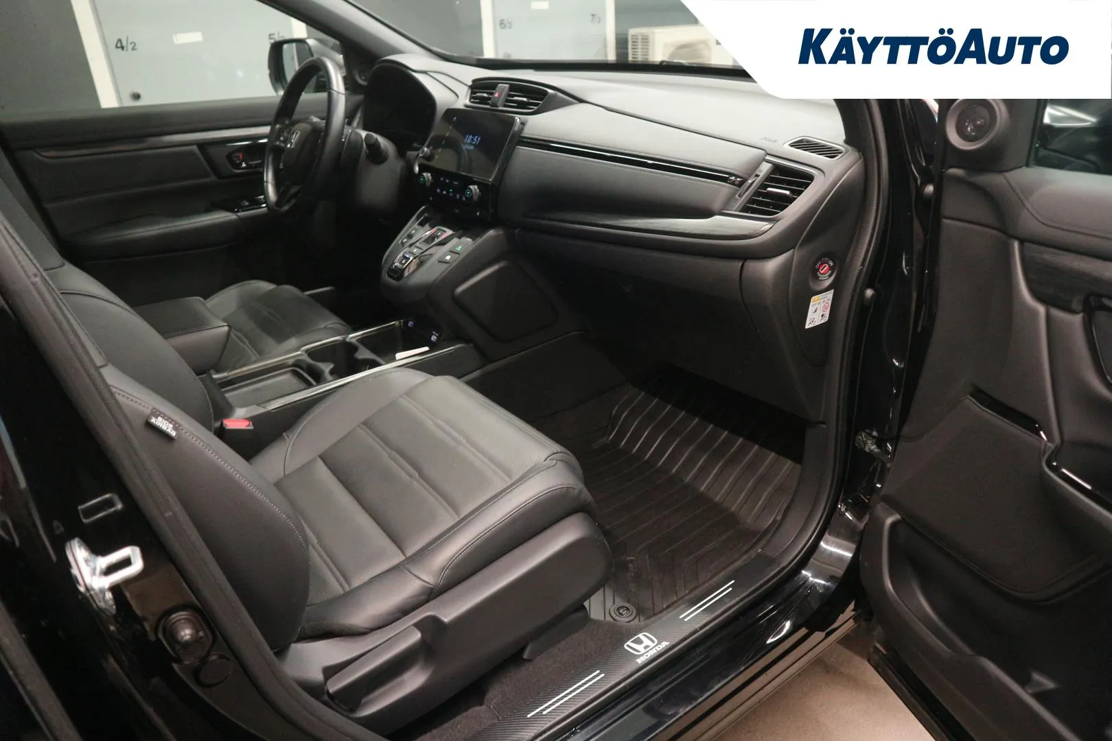 HONDA CR-V ZOM-410 carousel image