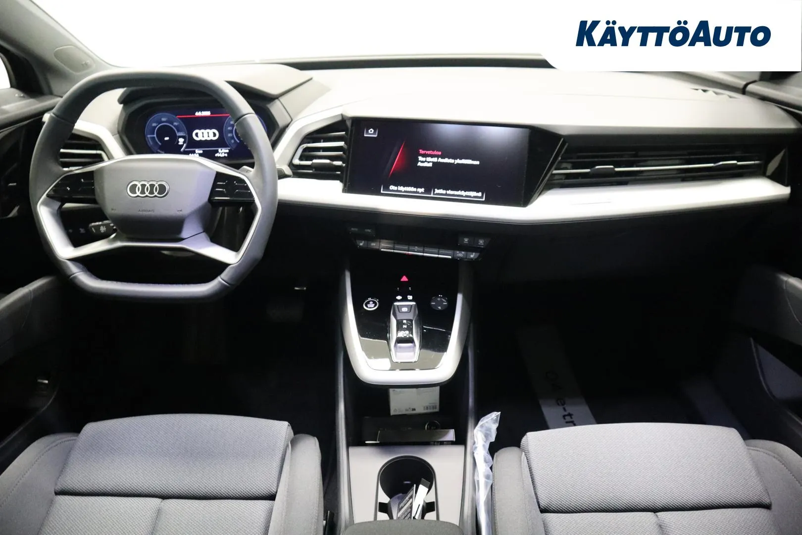 Audi Q4 e-tron JOF-283 carousel image