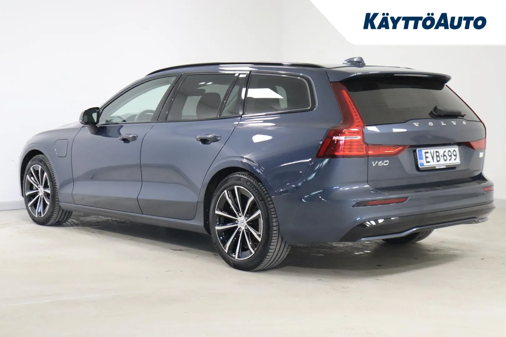 VOLVO V60 EVB-699 carousel image