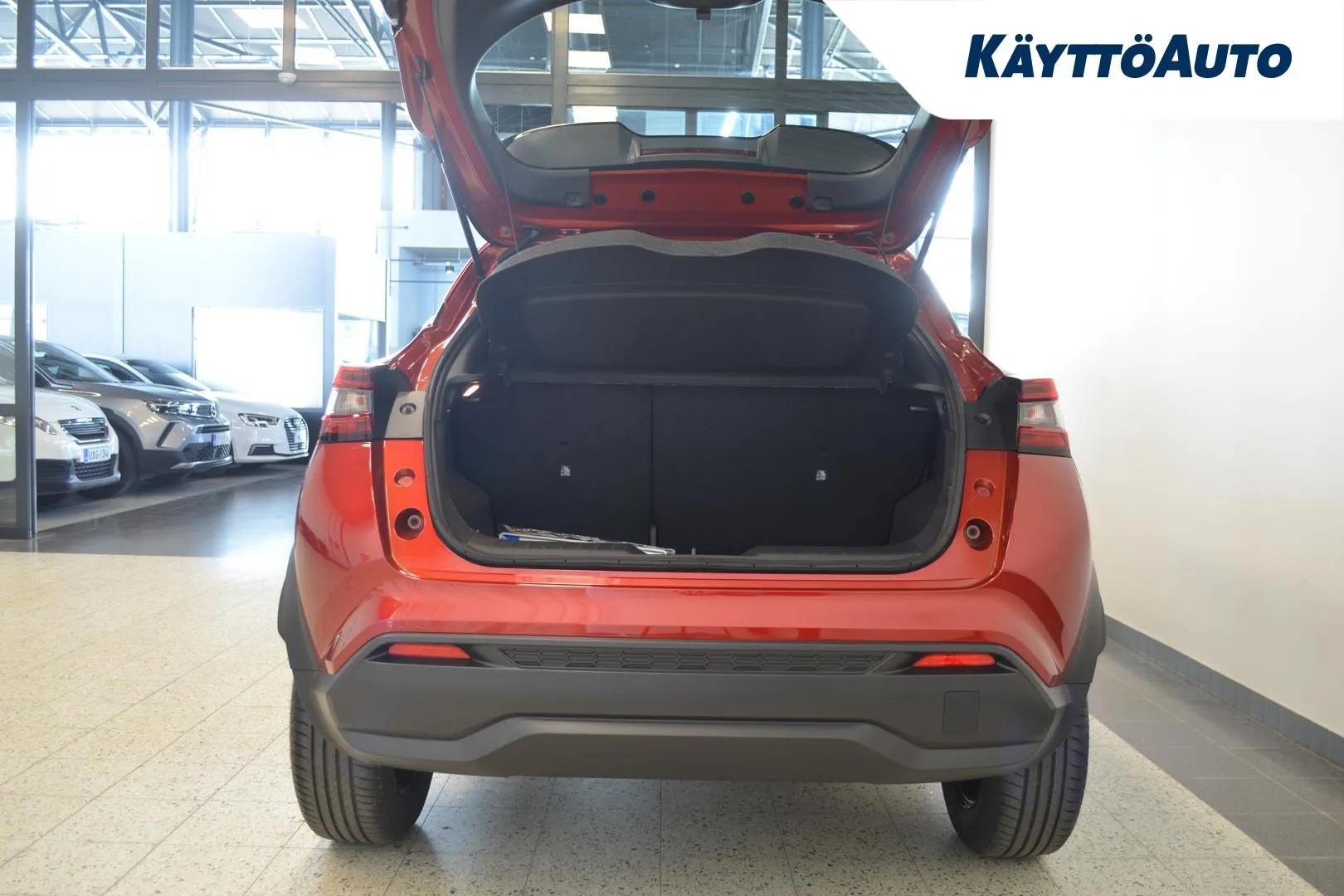 Nissan Juke SZJ-140 carousel image