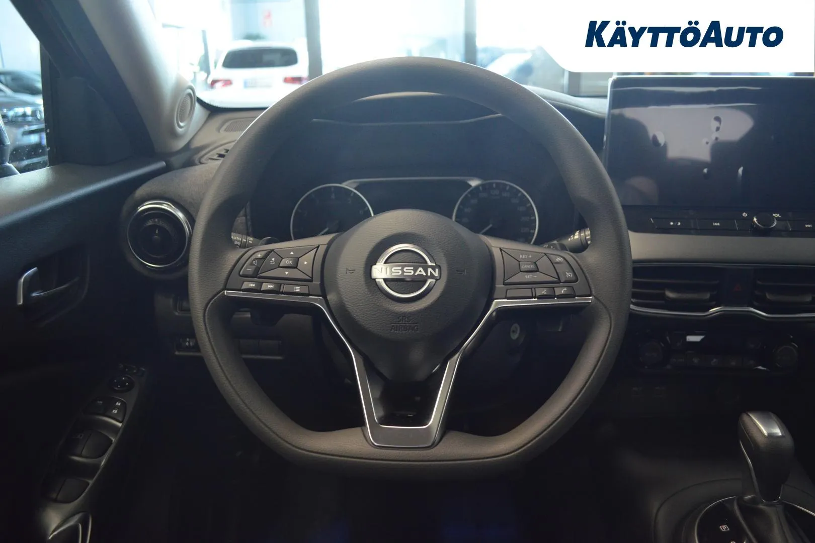 Nissan Juke SZJ-140 carousel image