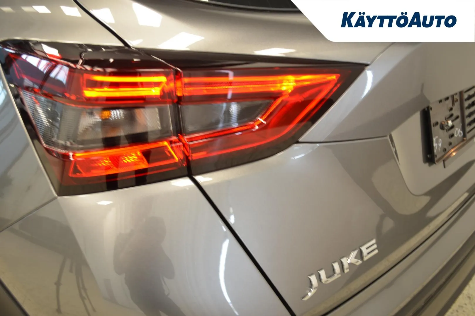 Nissan Juke SZJ-172 carousel image