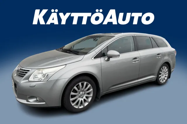 TOYOTA Avensis FJO-793