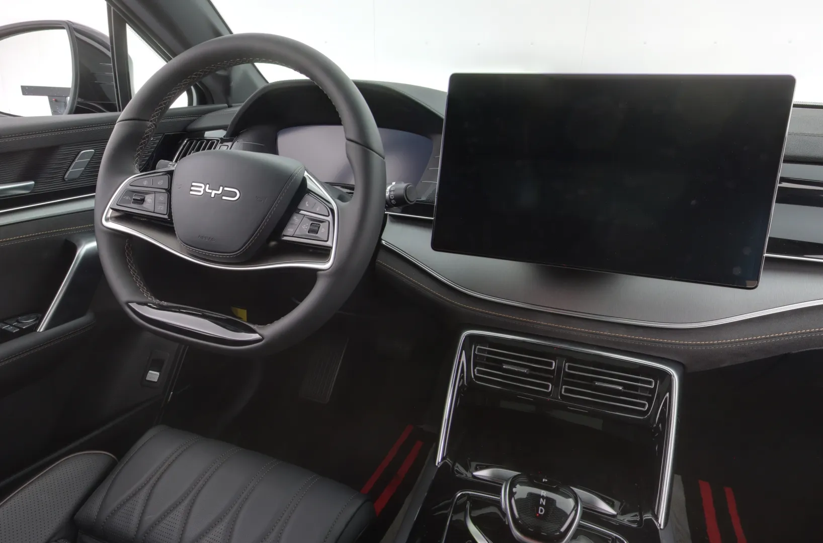 BYD Tang GPZ-163 carousel image