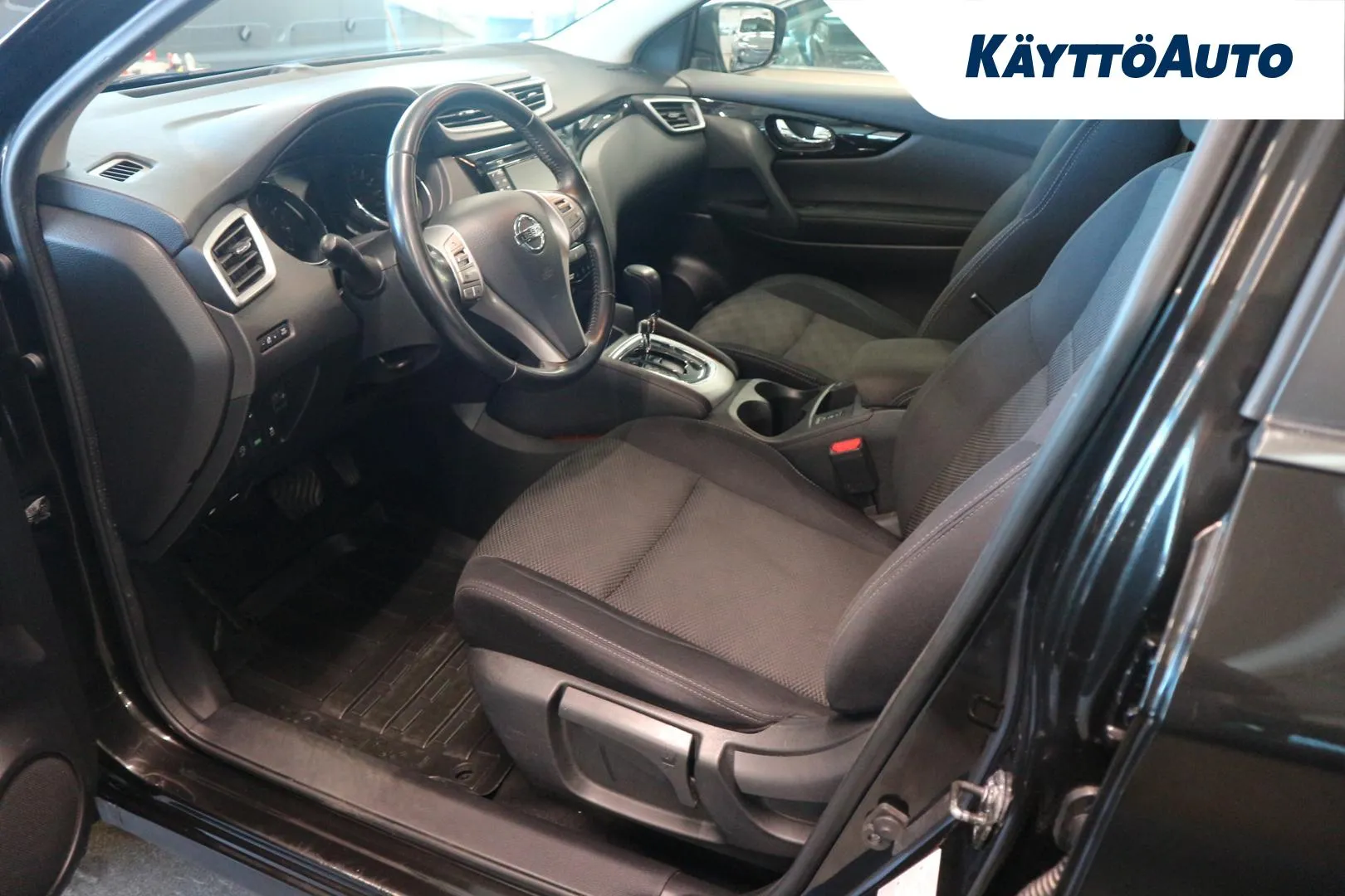 NISSAN Qashqai EOR-557 carousel image