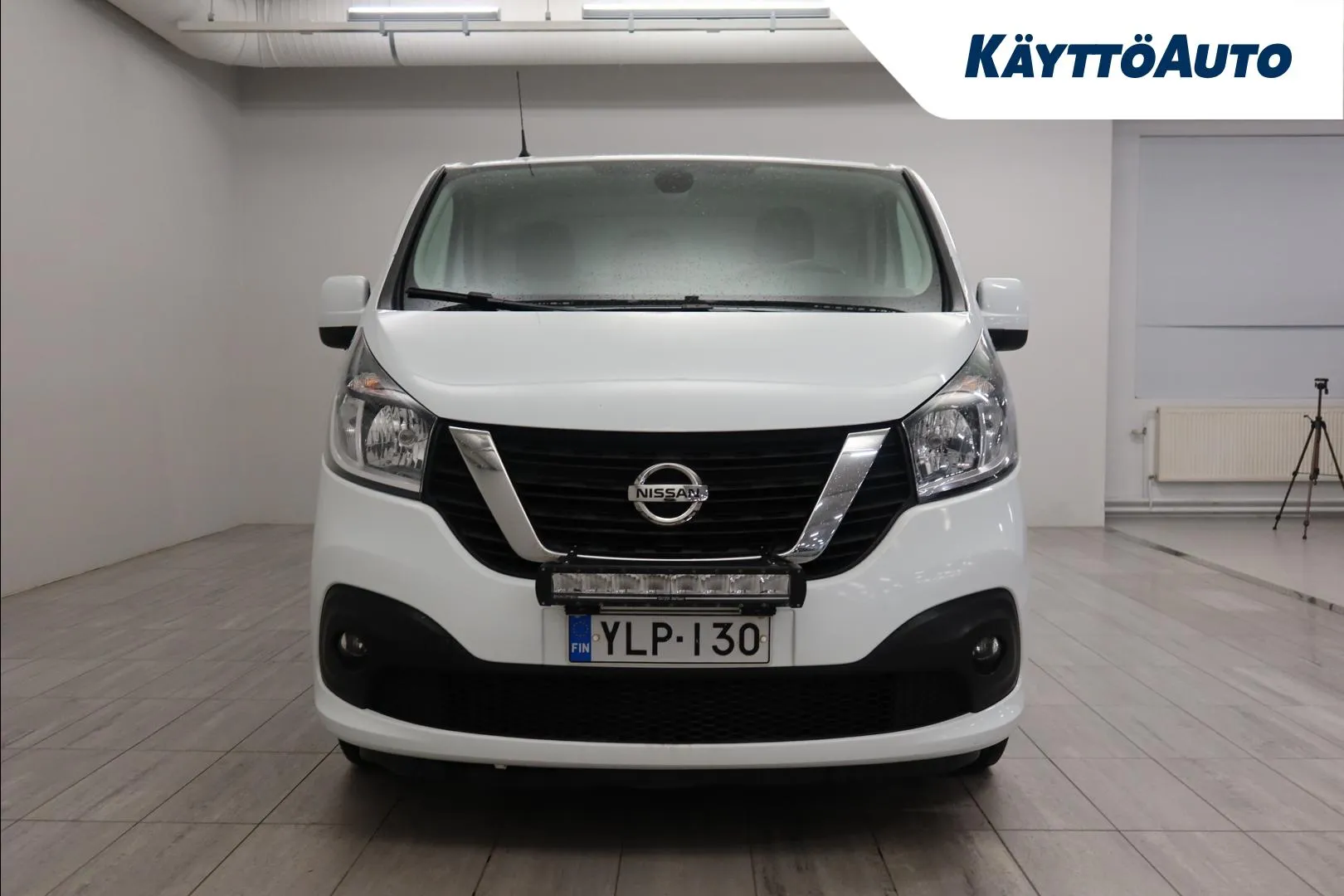 Nissan NV300 YLP-130 carousel image