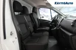 Nissan NV300 YLP-130 carousel thumbs