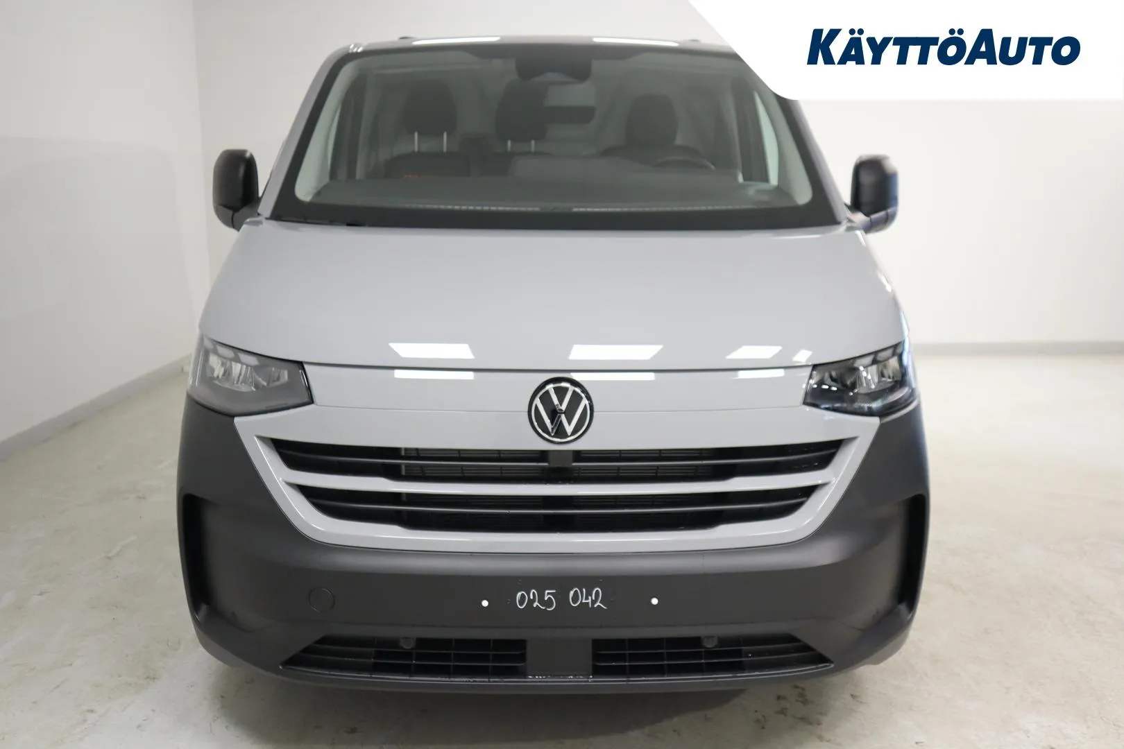 Volkswagen Transporter CSH-368 carousel image