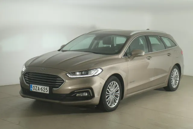 FORD Mondeo OZA-625