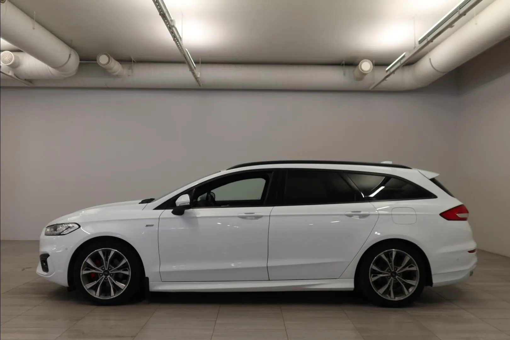 FORD Mondeo JMC-412 carousel image