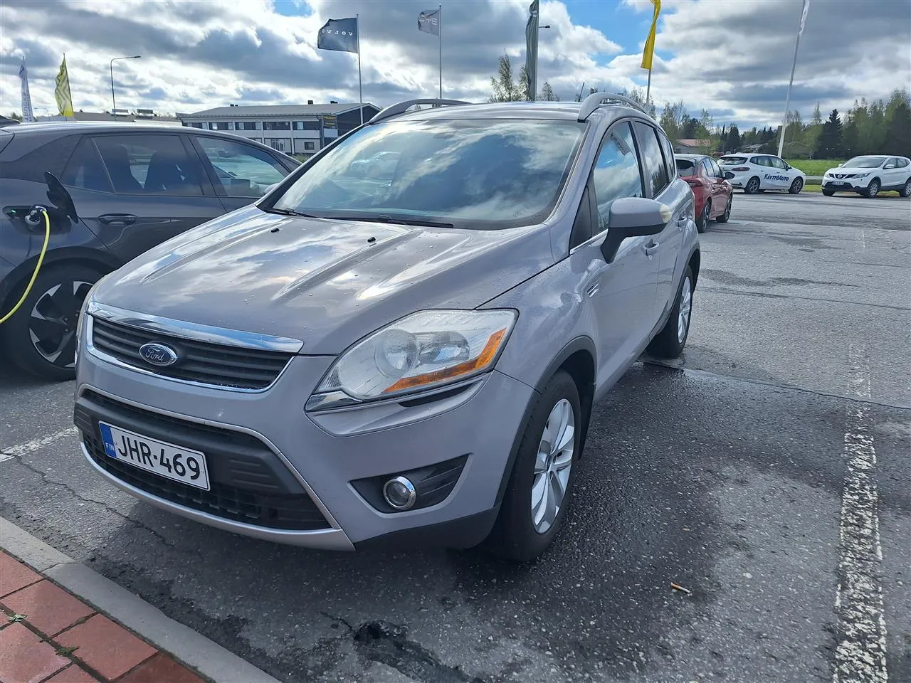 FORD Kuga JHR-469 carousel image