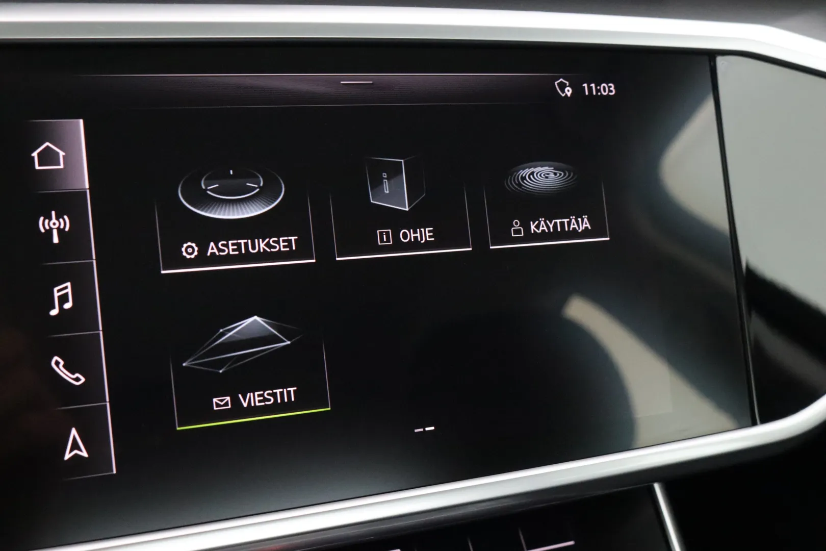 AUDI A6 JLM-310 carousel image