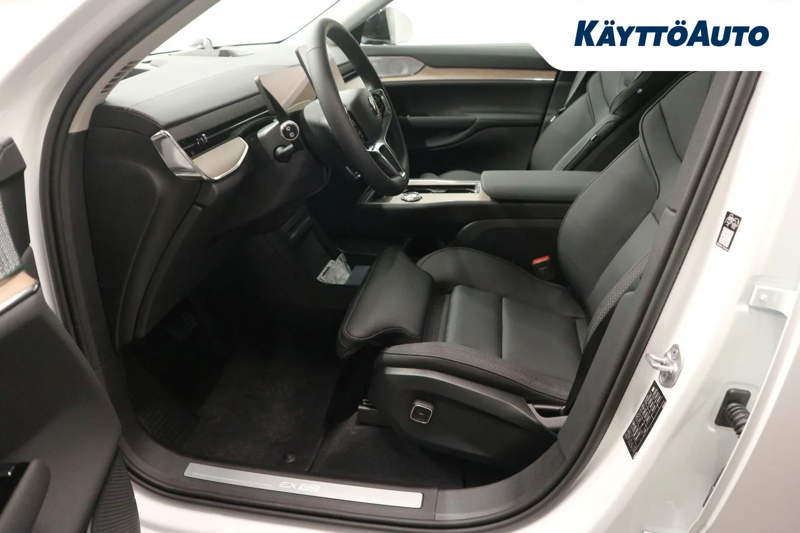 Volvo EX90 MRM-972 carousel image