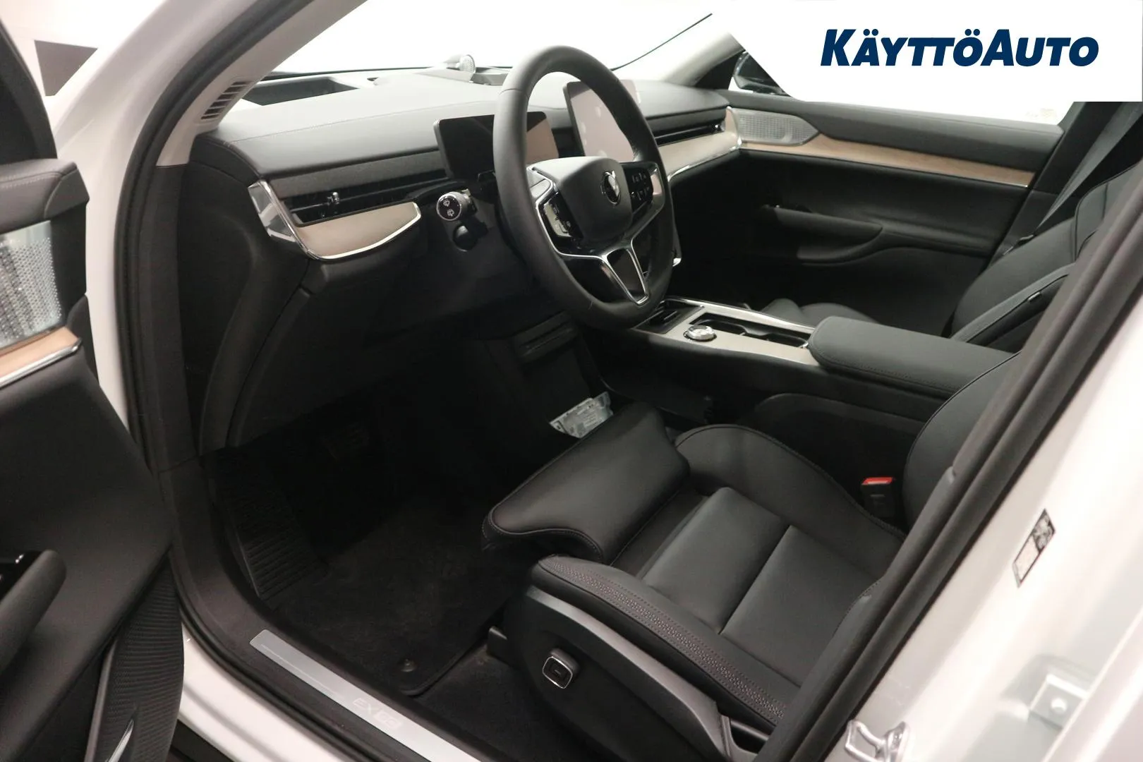 Volvo EX90 MRM-972 carousel image