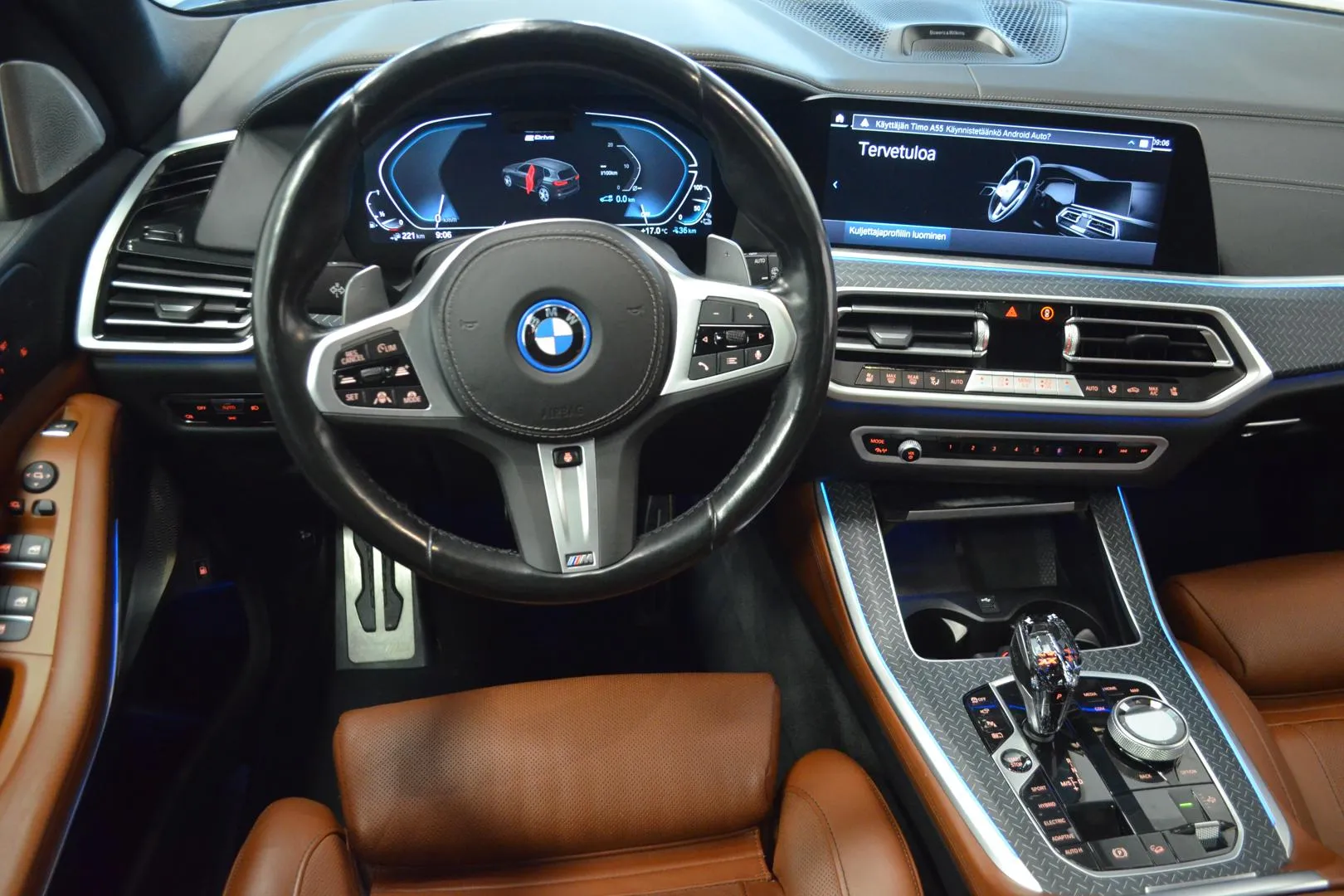 BMW X5 RUZ-272 carousel image