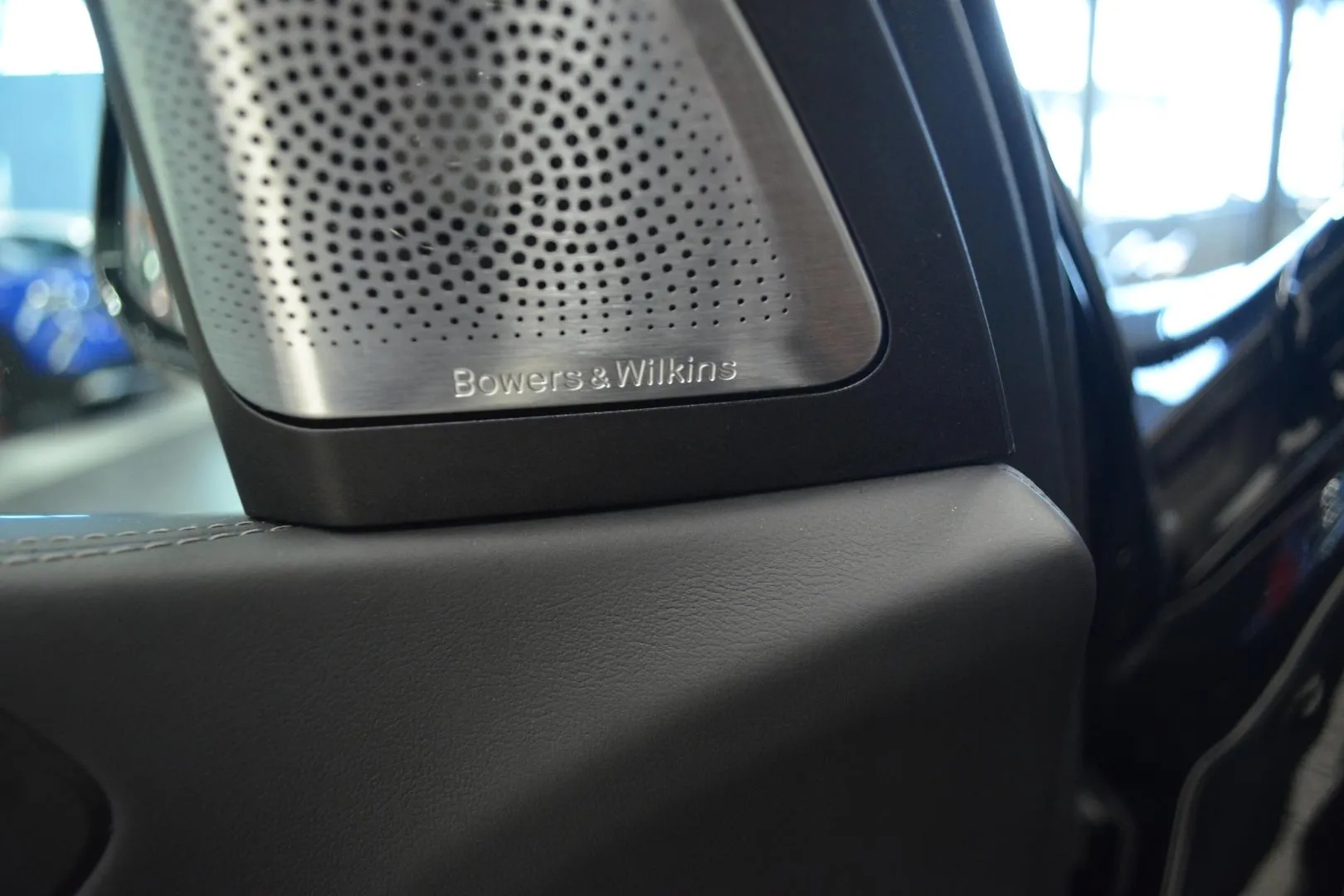 BMW X5 RUZ-272 carousel image