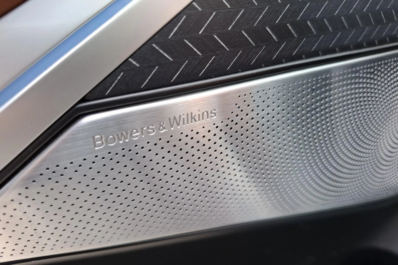 BMW X5 RUZ-272 carousel image