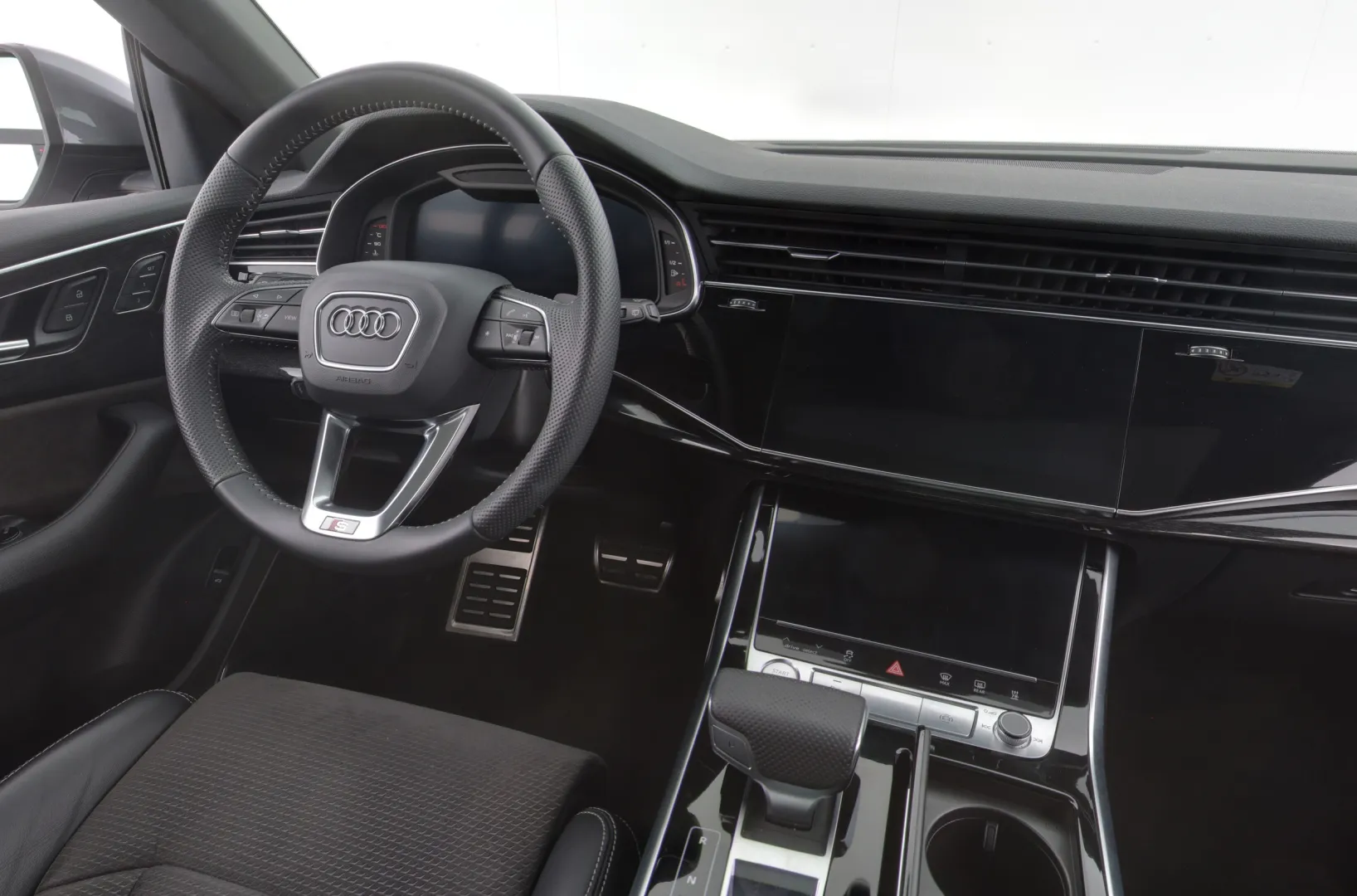 Audi Q8 AJM-8 carousel image