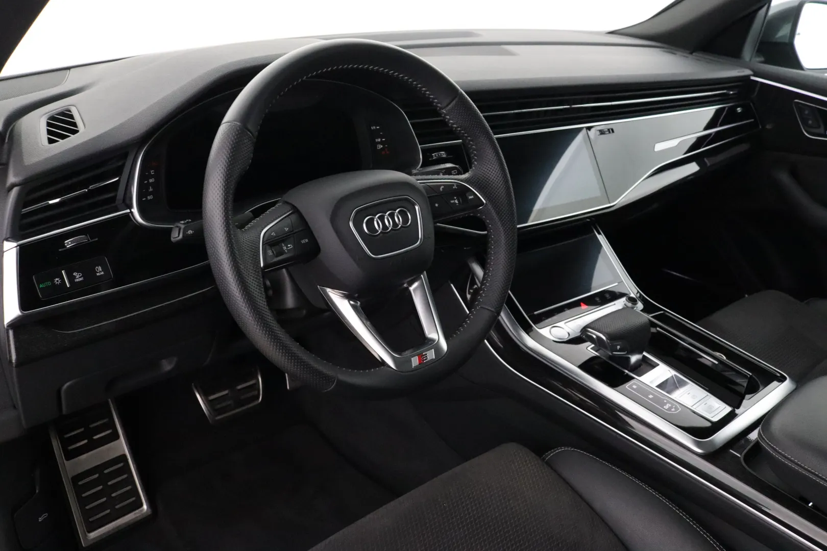 Audi Q8 AJM-8 carousel image