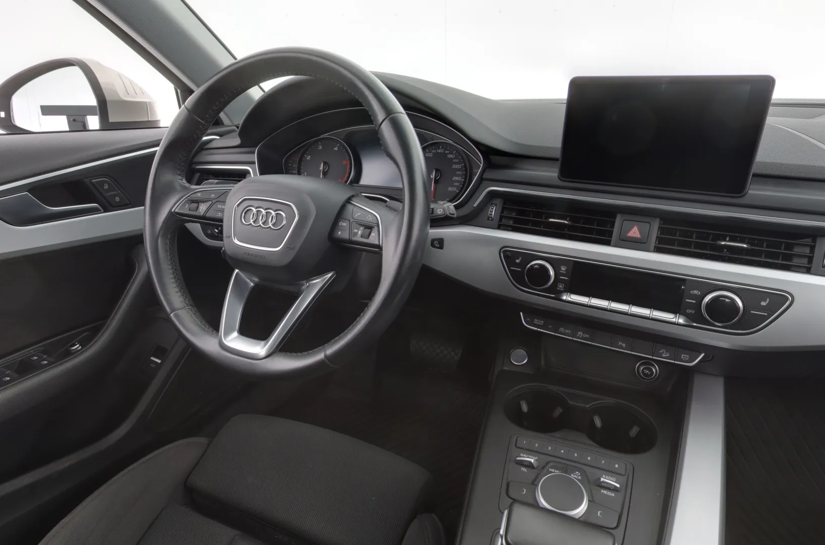 AUDI A4 allroad quattro CKS-782 carousel image