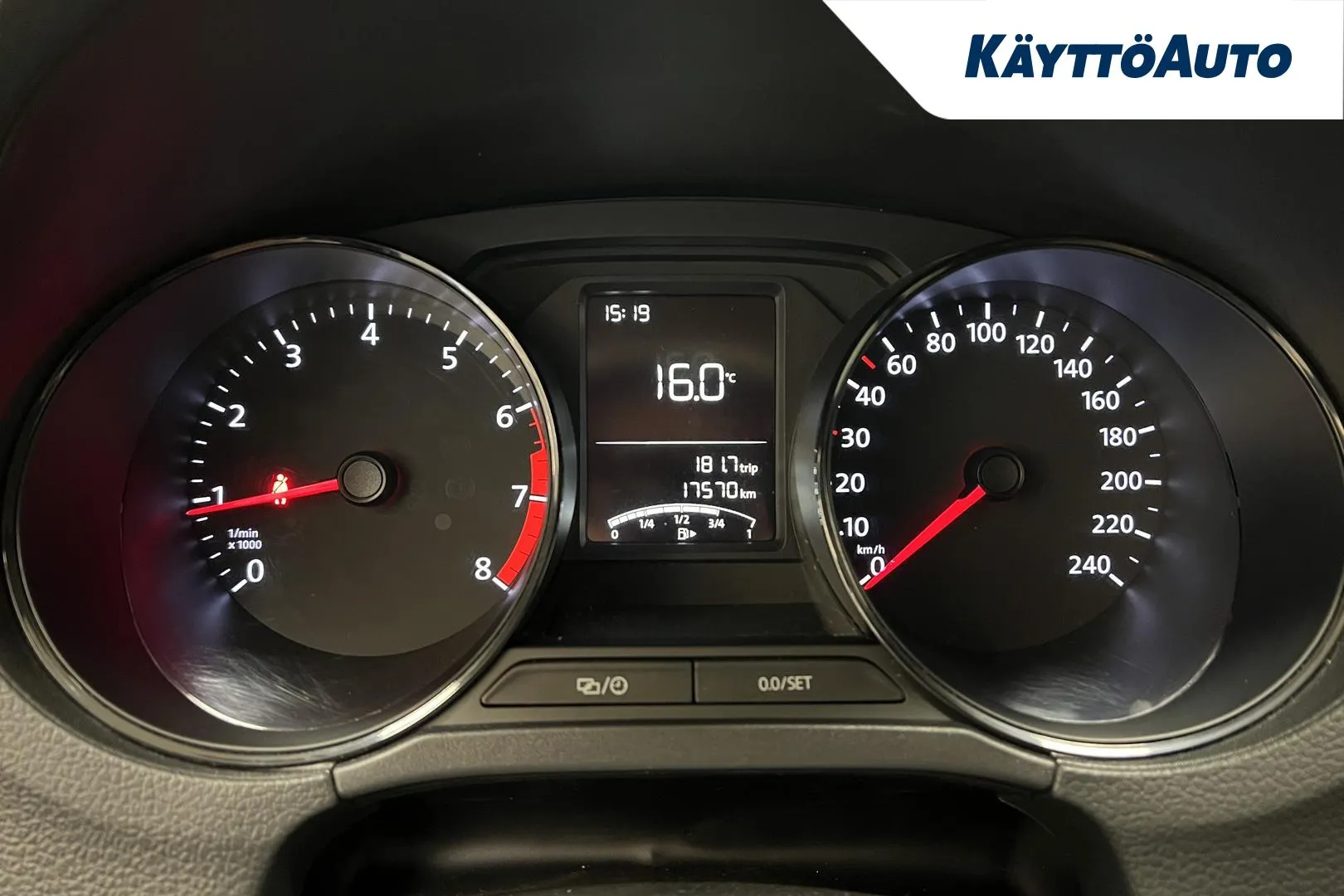 VOLKSWAGEN Polo FMM-757 carousel image