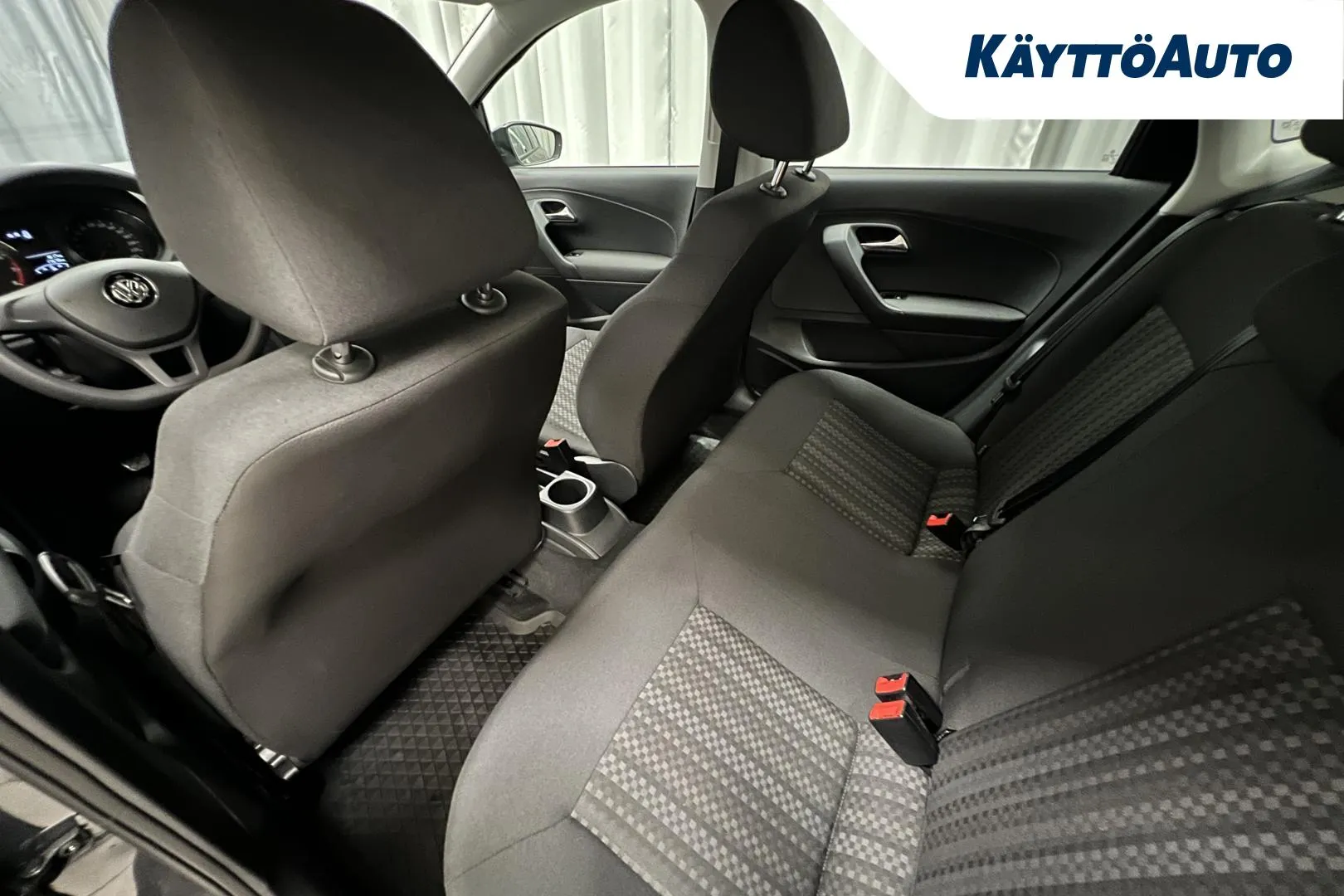 VOLKSWAGEN Polo FMM-757 carousel image