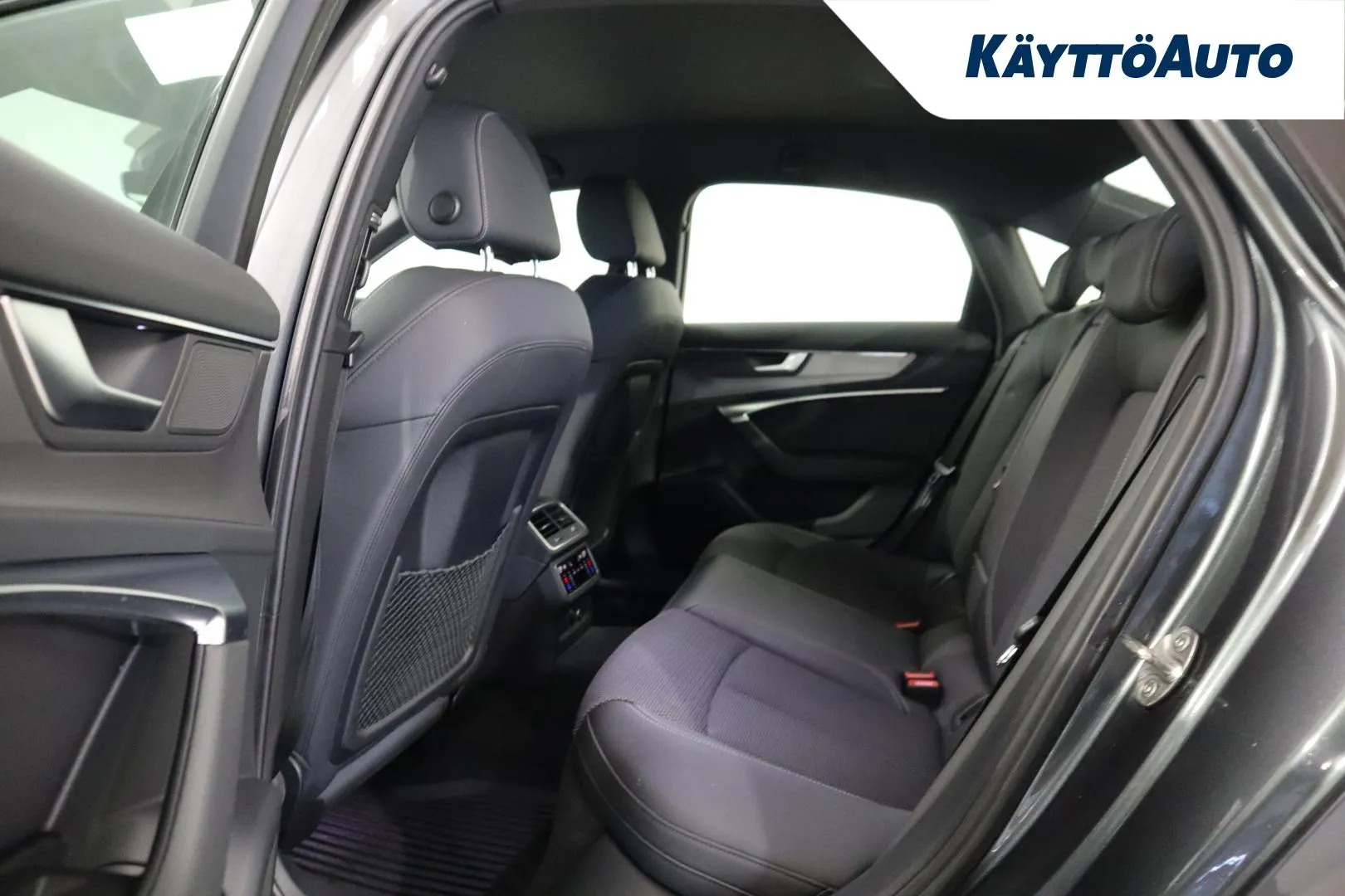 AUDI A6 YXM-130 carousel image
