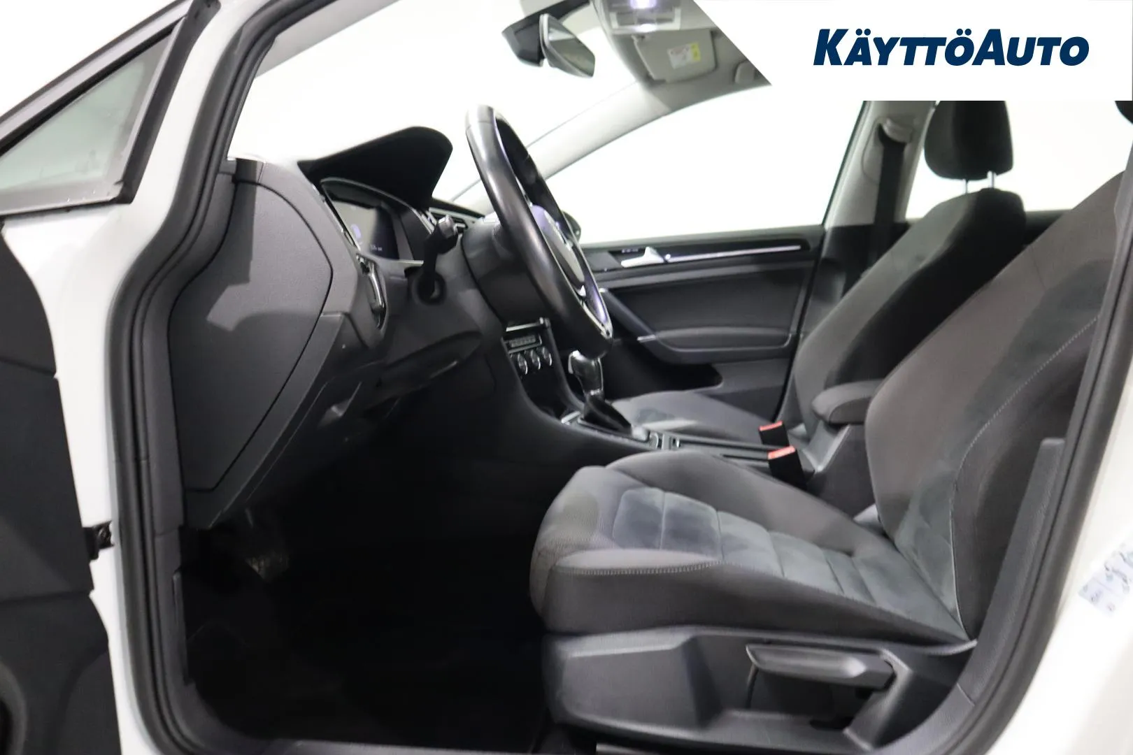 VOLKSWAGEN Golf ERP-700 carousel image